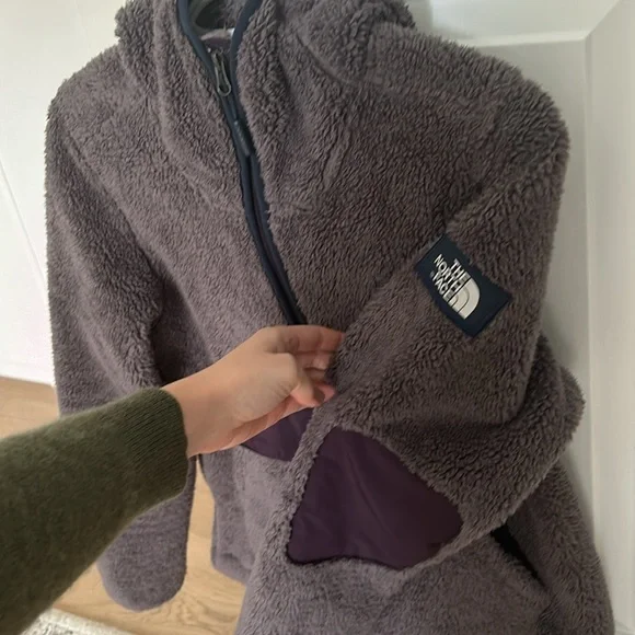 Eggplant purple north face teddy pullover - Picture 2 of 4